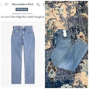 Abercrombie & Fitch - The Ankle Straight Ultra High Rise 
Brand New